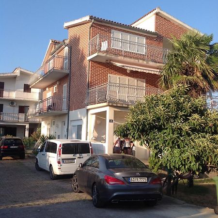 Apartments More Пировац Екстериор снимка