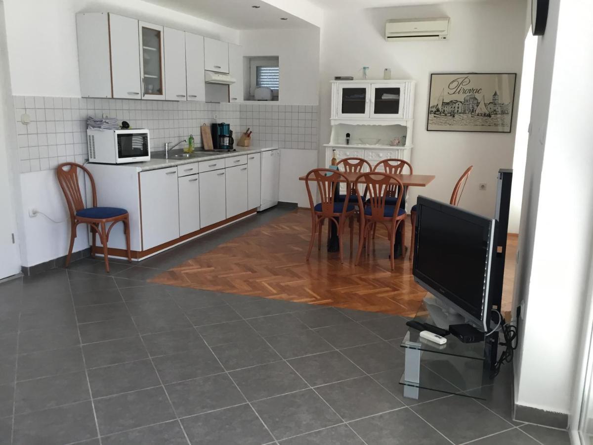 Apartments More Пировац Екстериор снимка